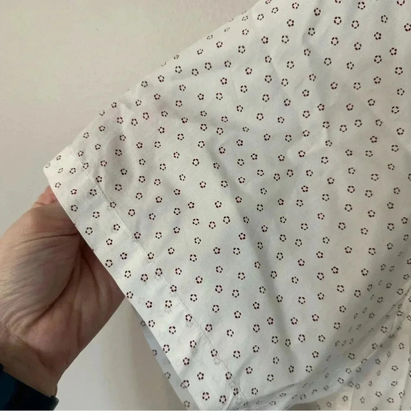 UniQlo Men's Extra Fine Cotton Short Sleeve White Button Up Shirt Size XL GUC - Picture 5 of 8